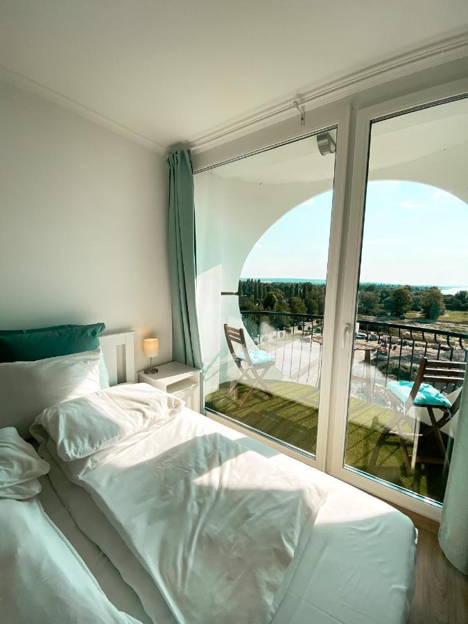 Marine Apartman By Bltn Siófok Buitenkant foto