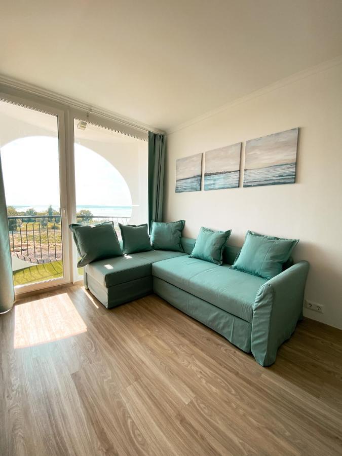 Marine Apartman By Bltn Siófok Buitenkant foto